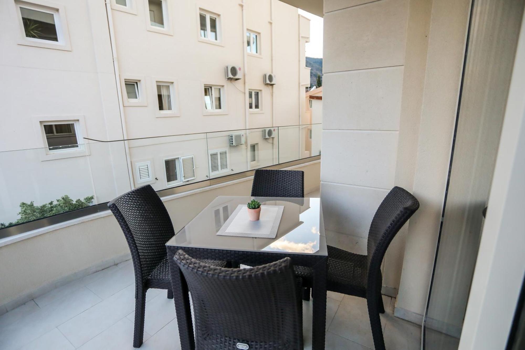 Montesun Boka Apartments بودفا الغرفة الصورة